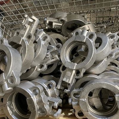 モーターサイクルのスペアパーツ フレーリングマシンフレーム パーソナライズされたデザインと高精度